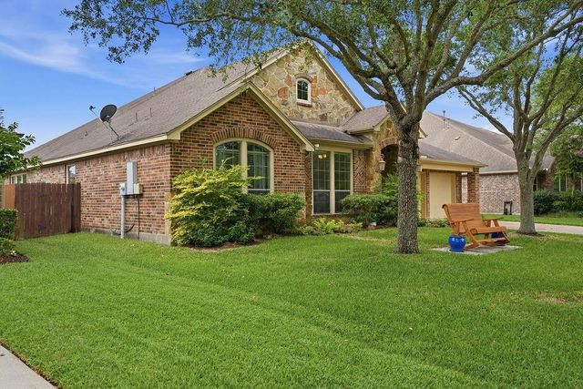 527 Jordan Creek Court, League City, TX 77573