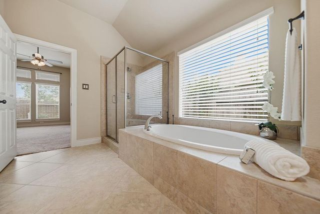 527 Jordan Creek Court, League City, TX 77573