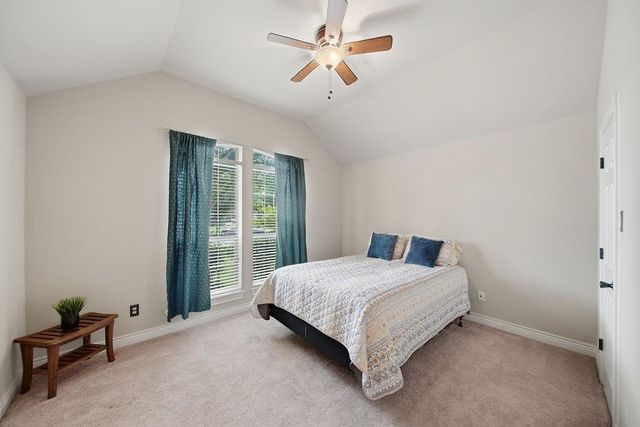 527 Jordan Creek Court, League City, TX 77573