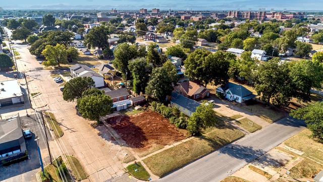 424 S Husband Street, Stillwater, OK 74074