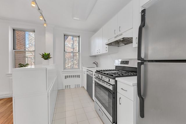 6505 Yellowstone Blvd Apt 2E, New York City, NY 11375