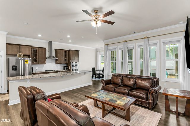 400 Flat River Run, Hillsborough, NC 27278