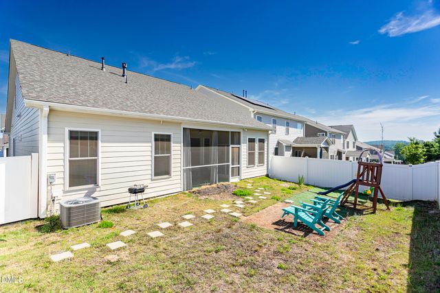 400 Flat River Run, Hillsborough, NC 27278