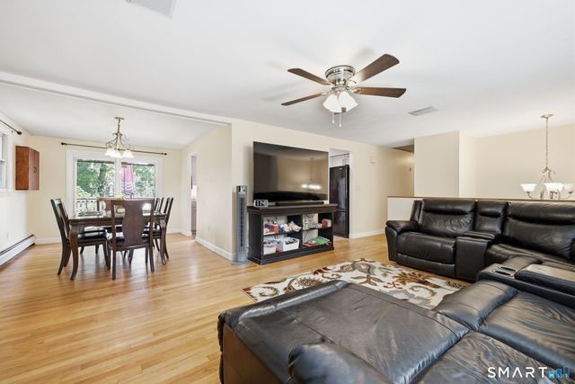 81 Warren Avenue, Vernon, CT 06066