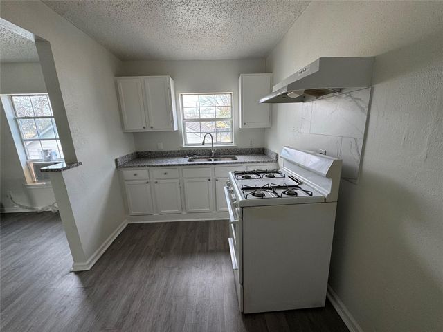 7018 Avenue F 1, Houston, TX 77011