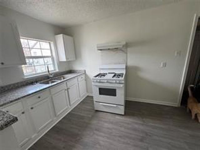 7018 Avenue F 1, Houston, TX 77011