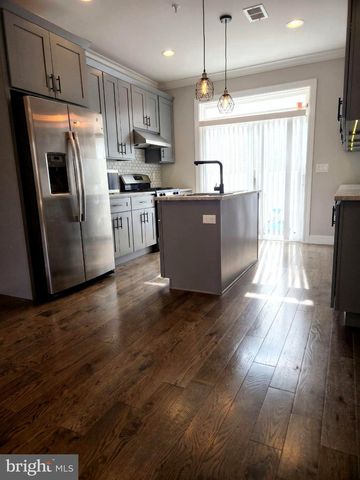 2526 W OXFORD ST, Philadelphia, PA 19121