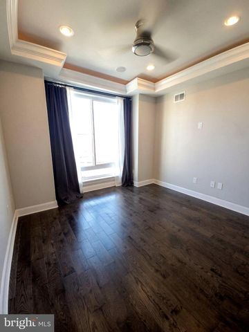 2526 W OXFORD ST, Philadelphia, PA 19121