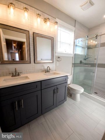2526 W OXFORD ST, Philadelphia, PA 19121
