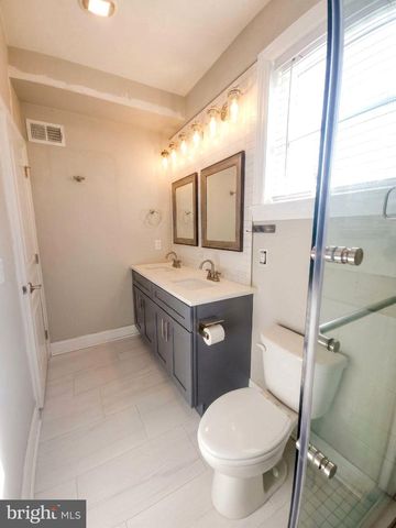 2526 W OXFORD ST, Philadelphia, PA 19121
