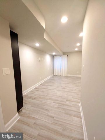 2526 W OXFORD ST, Philadelphia, PA 19121
