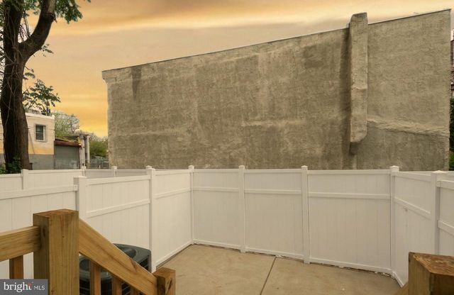 2526 W OXFORD ST, Philadelphia, PA 19121