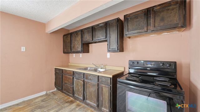 1321 Quail Lane, Seguin, TX 78155