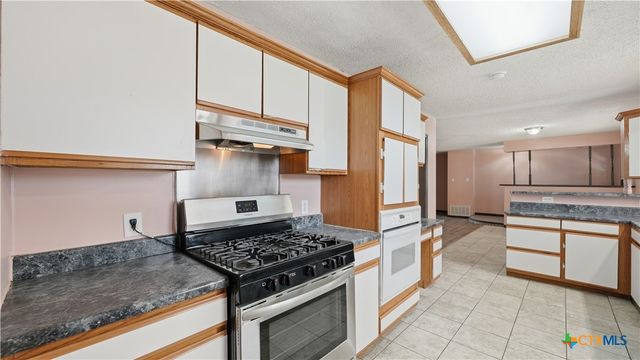 1321 Quail Lane, Seguin, TX 78155