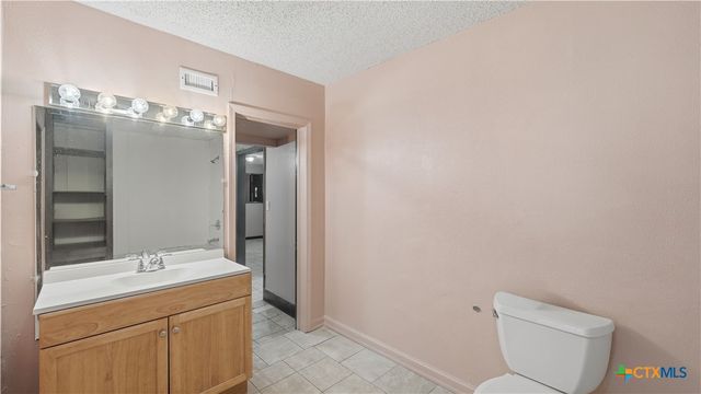 1321 Quail Lane, Seguin, TX 78155