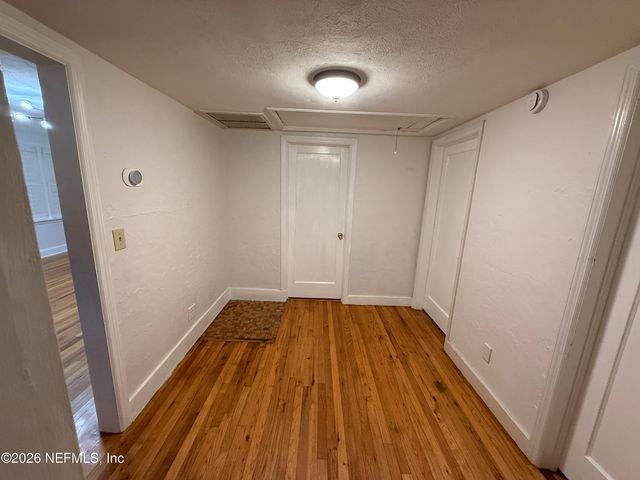 6946 OAKWOOD Street, Jacksonville, FL 32208