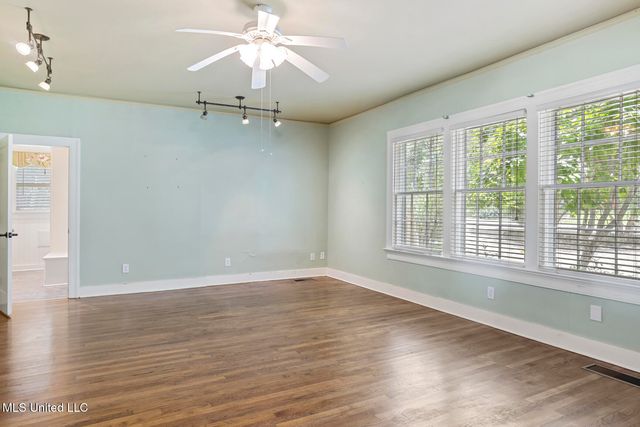 625 Pennsylvania Avenue, Jackson, MS 39216