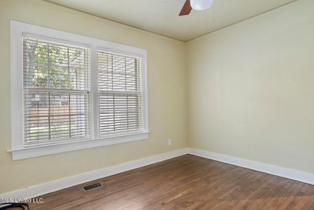 625 Pennsylvania Avenue, Jackson, MS 39216