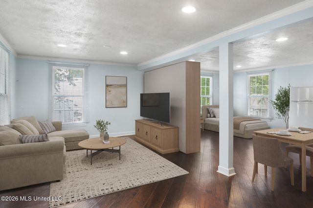 625 Pennsylvania Avenue, Jackson, MS 39216