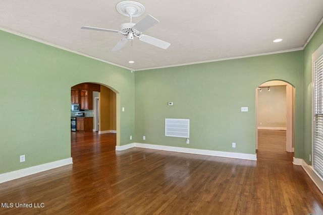 625 Pennsylvania Avenue, Jackson, MS 39216