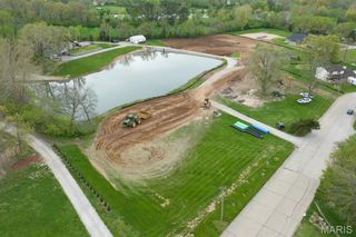 7 Ogle Estates, Columbia, IL 62236