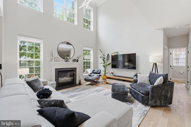 705 N ASHTON ST, Alexandria, VA 22312