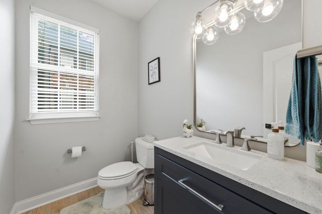 705 N ASHTON ST, Alexandria, VA 22312