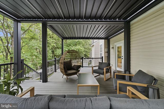 705 N ASHTON ST, Alexandria, VA 22312