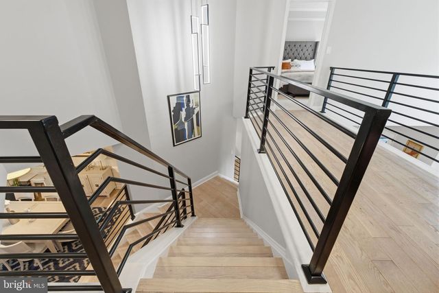 705 N ASHTON ST, Alexandria, VA 22312