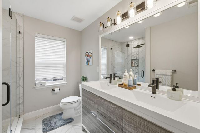 705 N ASHTON ST, Alexandria, VA 22312