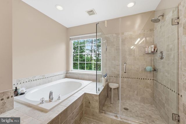 705 N ASHTON ST, Alexandria, VA 22312