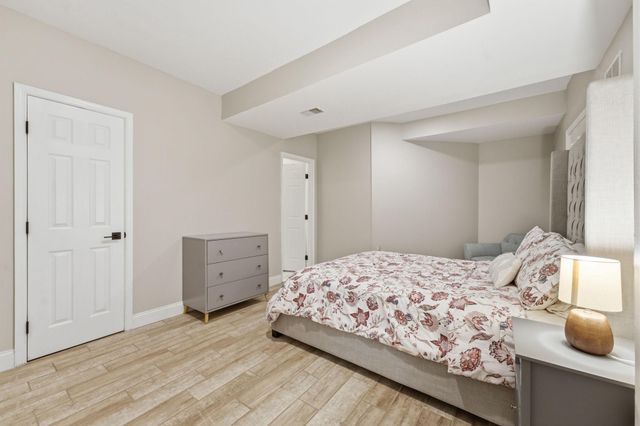 705 N ASHTON ST, Alexandria, VA 22312
