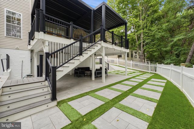 705 N ASHTON ST, Alexandria, VA 22312