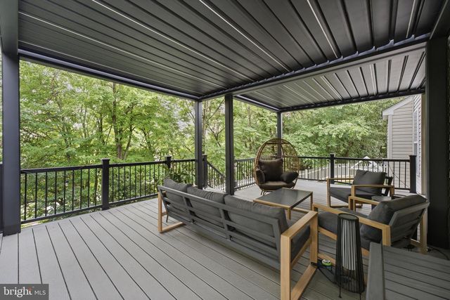 705 N ASHTON ST, Alexandria, VA 22312