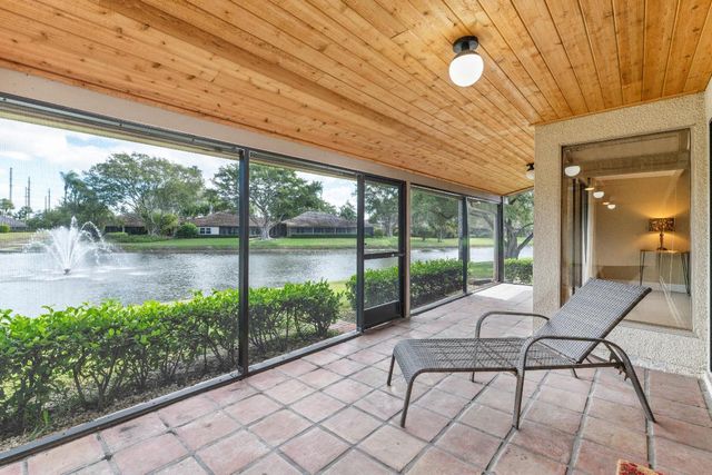 11683 Wimbledon Circle, Wellington, FL 33414