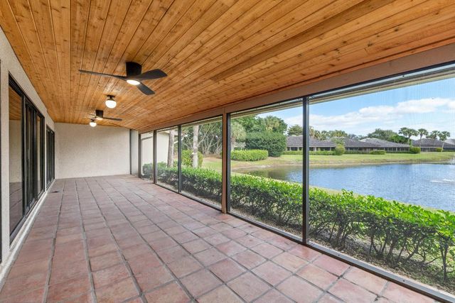 11683 Wimbledon Circle, Wellington, FL 33414