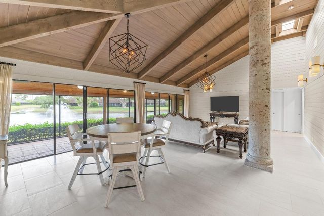 11683 Wimbledon Circle, Wellington, FL 33414