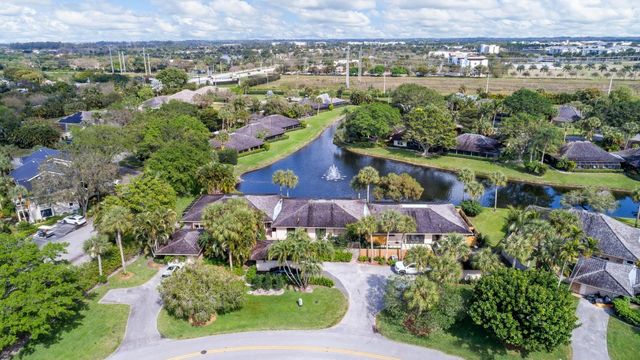 11683 Wimbledon Circle, Wellington, FL 33414