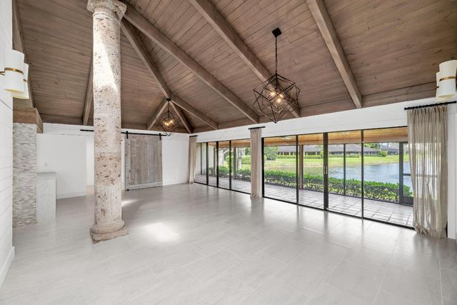 11683 Wimbledon Circle, Wellington, FL 33414