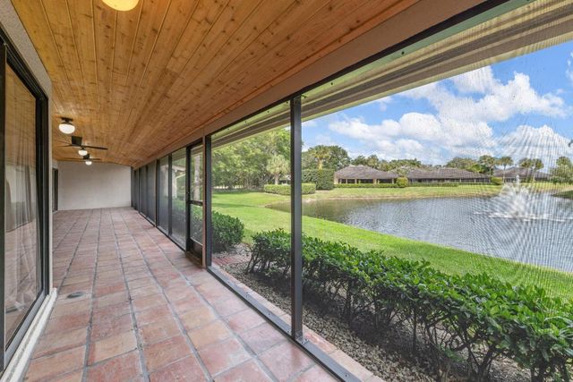 11683 Wimbledon Circle, Wellington, FL 33414