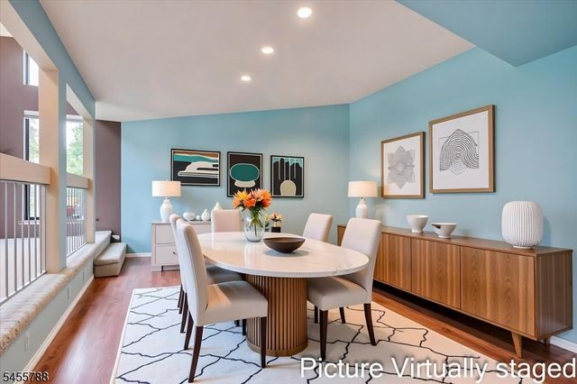 59 Woodhill St, Franklin Twp., NJ 08873