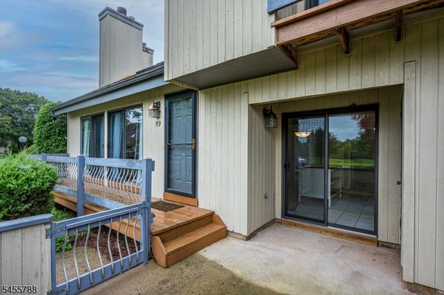 59 Woodhill St, Franklin Twp., NJ 08873