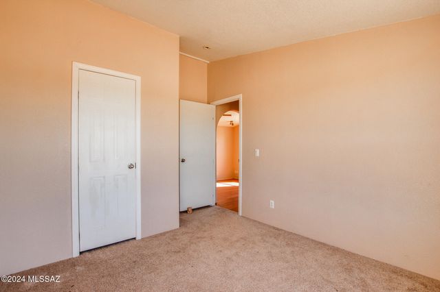 8568 S Marstellar Road, Tucson, AZ 85736