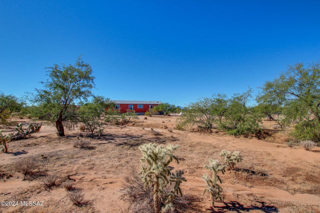 8568 S Marstellar Road, Tucson, AZ 85736