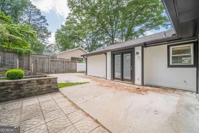 4858 Tarleton Drive SW, Lilburn, GA 30047