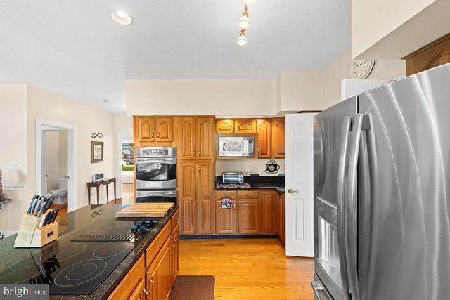 295 HUNTERSRIDGE RD, Winchester, VA 22602
