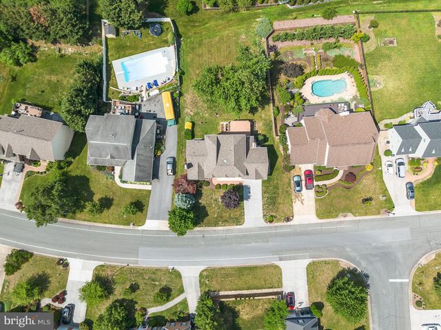 295 HUNTERSRIDGE RD, Winchester, VA 22602