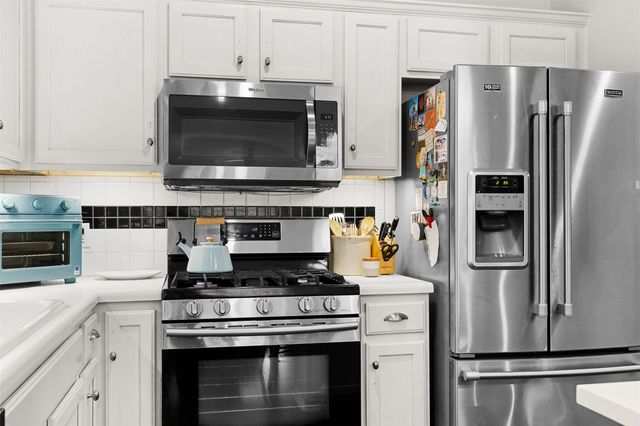 2958 Lagerway CV, Austin, TX 78748