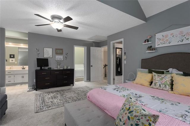 1550 Dover Court, Liberty, MO 64068