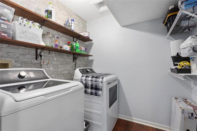 1550 Dover Court, Liberty, MO 64068